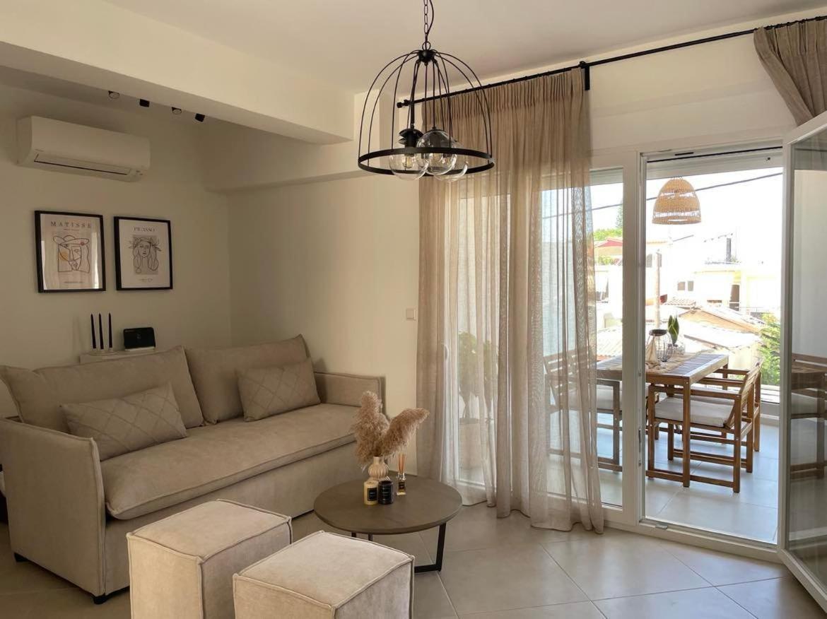 Morpheus Boutique Apartment Preveza Bagian luar foto