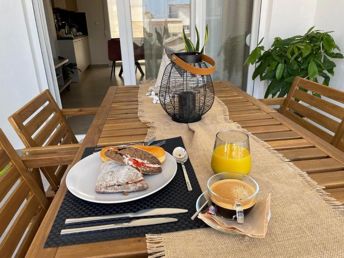 Morpheus Boutique Apartment Preveza Bagian luar foto