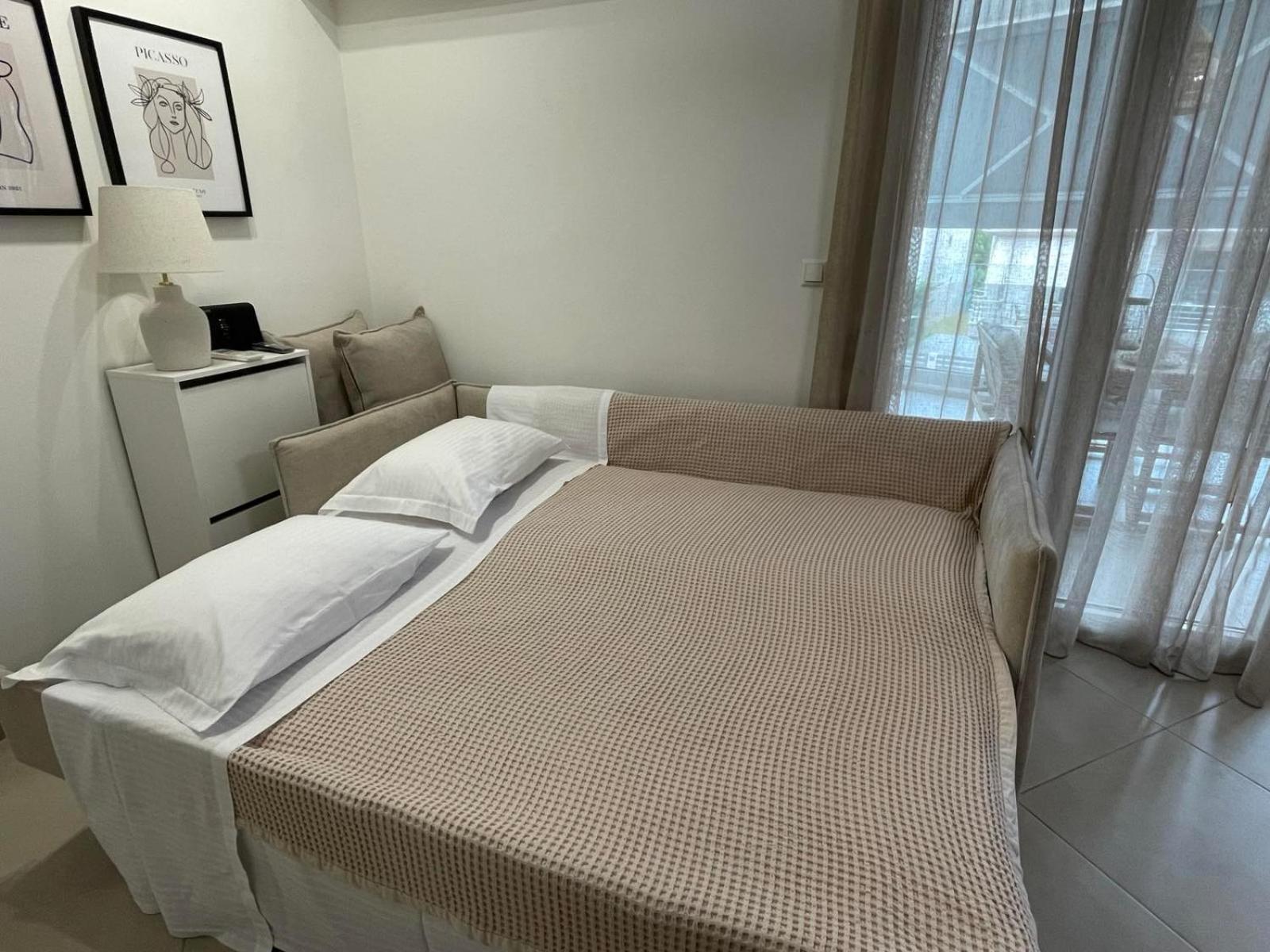 Morpheus Boutique Apartment Preveza Bagian luar foto